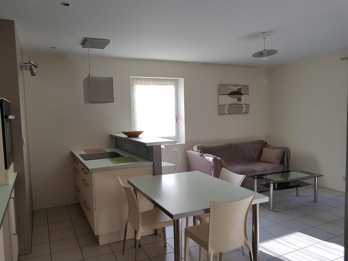 F2 En Rez De Jardin A Crest Apartment Ngoại thất bức ảnh