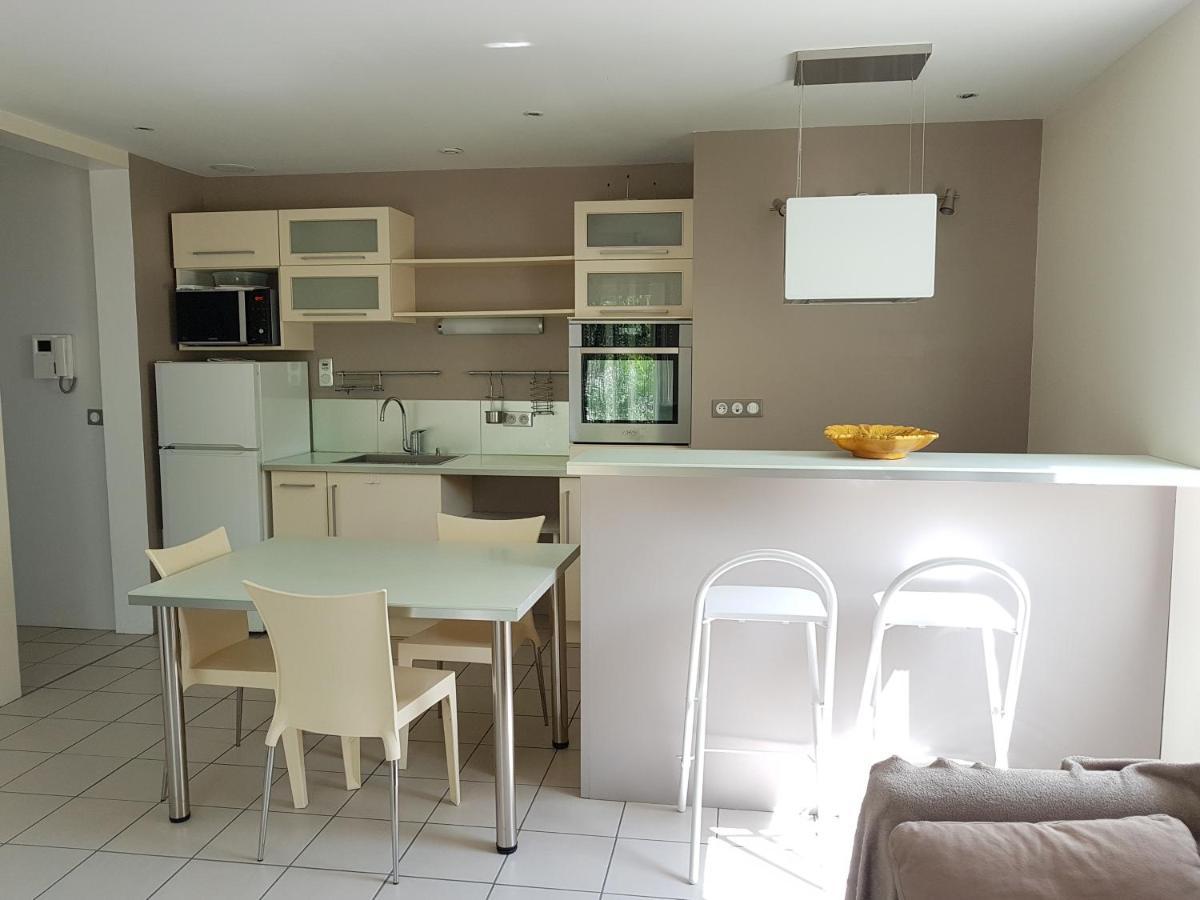 F2 En Rez De Jardin A Crest Apartment Ngoại thất bức ảnh